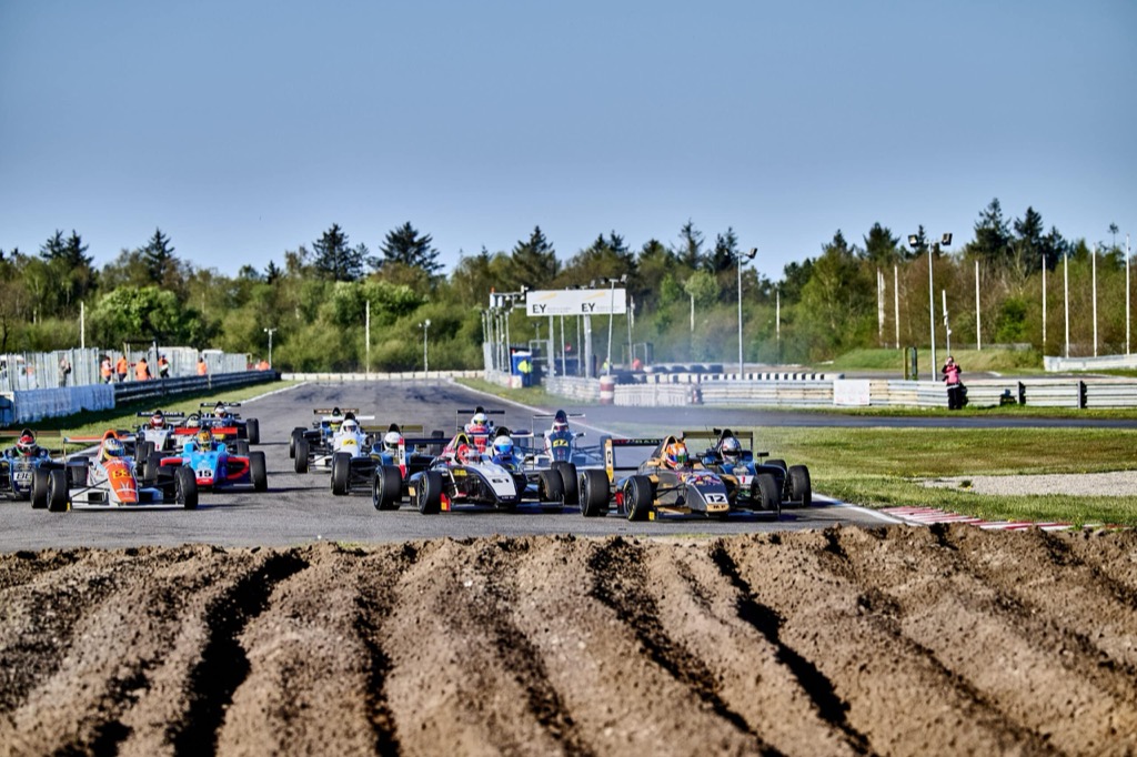 Talenterne fortsætter kampen i grænselandet 
(Foto: Grippo Motorsport PR)